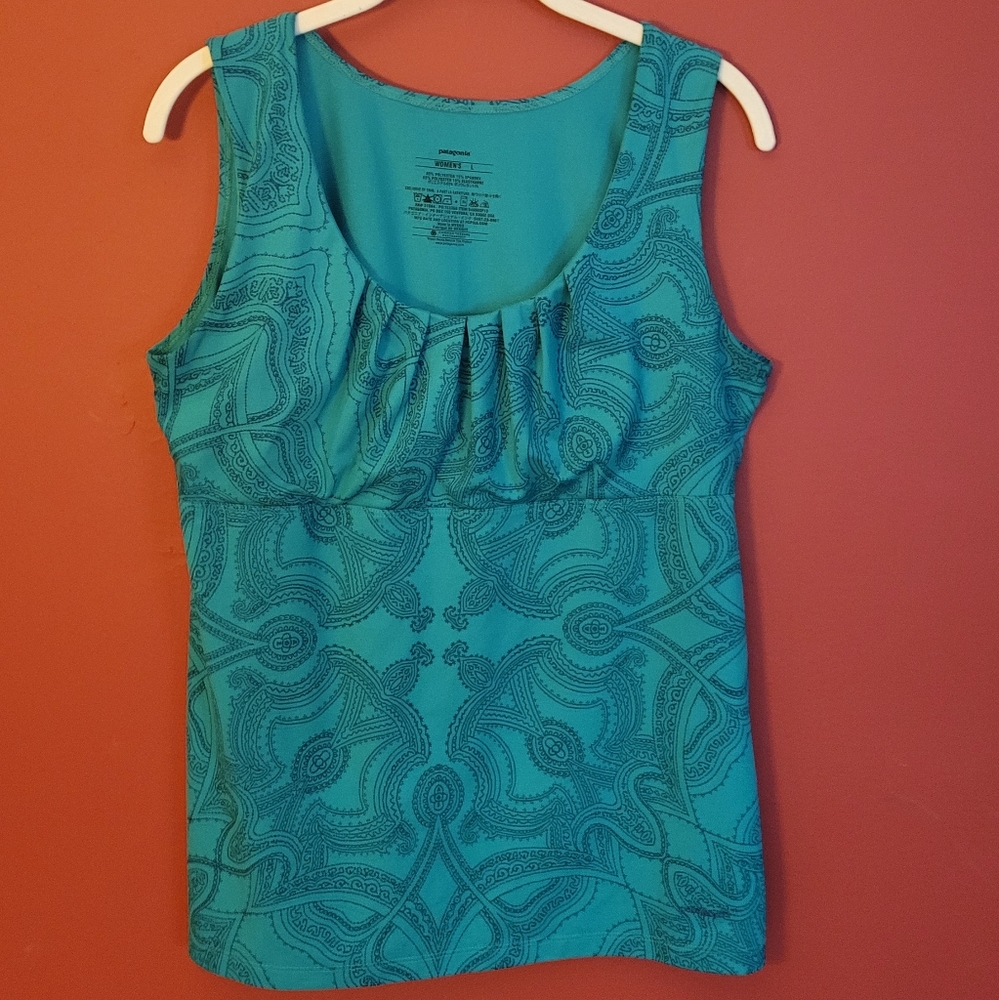 Green tank top
